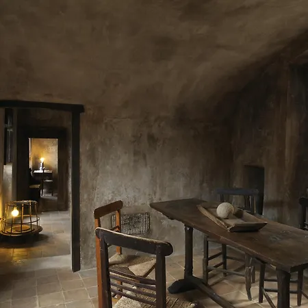 Sextantio Diffuso Hotel 4*