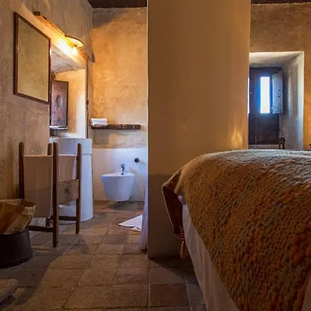 Sextantio Diffuso Otel 4*