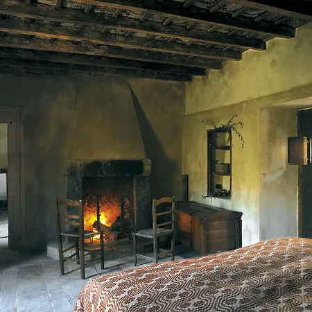 Sextantio Diffuso Szálloda 4*