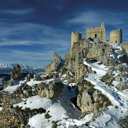 Sextantio Diffuso Szálloda