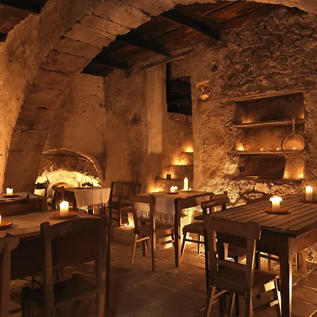 Szálloda Sextantio Diffuso Santo Stefano di Sessanio