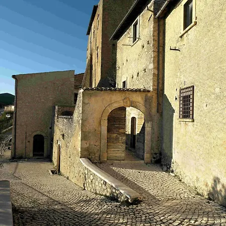 Sextantio Diffuso Hotel Santo Stefano Di Sessanio