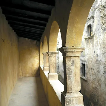 Sextantio Diffuso Hotel Santo Stefano Di Sessanio